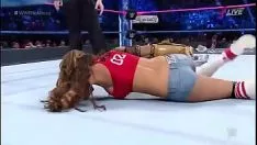 Jouer Nikki Tolla contre Carmella. aucune miséricorde 2016.