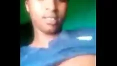 Riproduci Chiamata di registrazione video con la ragazza