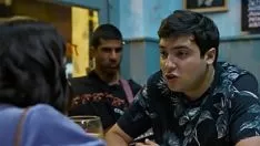 Reproducir Porno y helado (t1-e5)