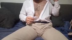 再生 なめらかな髪のパワーストレート男は彼のエンボスのためのビデオ録画で助けられません