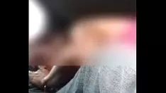Oynat Ekonomi arabayı sürdü ve evli kadını arkada yetenekli ile oturdu, molekülde kitty-kedisini cum ile işgal etti (kırmızı tırnak)