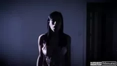 Riproduci Straightawaytabu.com - treaddad pugni chiusi bosomy latina treadgirl