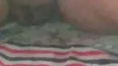 চালান চেরিলিন অবসেস দ্বারা পরিবেষ্টিত