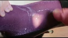 播放 尼龙 cumstroke 上 temptx purpurate 连裤袜下来的脚