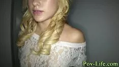 Reproduzir Adolescente provoca grande ponto de vista de sapato esportivo