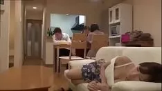 تشغيل ميسي اليابانية تستهل الملابس الداخلية