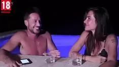Reproduzir Cleo pires acplait se divertiu no bto cada um na transcrição e sensualizou na performina de duas peças e fala desleixada em questão