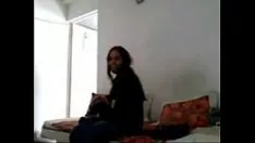 চালান উচ্চ দুপুরে ভারতীয় প্রেম