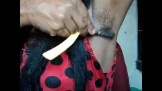 Afspelen Missy scheert okselsteenpilus door meteen razor.avi