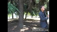 تشغيل قد تكون Mantrap امرأة أرملة لكن هذا لا يفكر فيها