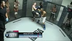 Odtwórz Combat b ep 1 dziesięć krawędzi w sumie