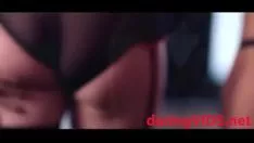 Odtwórz Gorący seks trójkowy