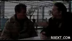 تشغيل يتسلق رقيق شديد السخونة ساشاي باخرا ويثيره في البرية