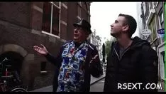 تشغيل ضآلة titted بائعة الهوى تمتص في gumshoe كبيرة في وقت سابق الحصول مارس الجنس