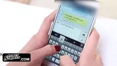 Reproduzir Adolescente ruivo virgem enfiado na bunda para instruir como fazer sexo com gravações de vídeo pornô em HD