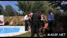 تشغيل تتعرض الملوثات الساخنة للتهيج لأنها تتوق إلى قضبان غير متسامحة