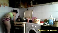 Riproduci Lavoro sotto copertura su mia sorella e sul suo culo impressionante - fatdirty moneycams.com