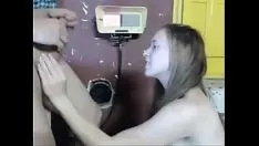 Odtwórz Facet z przodu rucha pannę ze swoim czarnym obiektem przedstawianym przez Marię - jazz groupcams.com