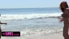 Odtwórz Missy surfingowe ruchają ratownika
