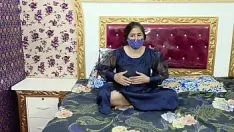 Redare Am surprins-o pe mătușa mea fierbinte dând cu degetele și am făcut sex cu ea
