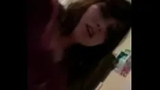 Riproduci La mia ragazza viene picchiata e poi ci sale sopra