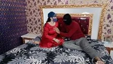 Jouer Belle milf mature séduit et baise avec son petit ami