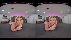 Reproduzir VRALLURE: Se você se atrever a assistir Lisey Sweet em meias
