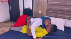 Odtwórz Kelvin Sugarhub daje nigeryjskiej mamuśce z dużym kutasem intensywny orgazm podczas ostrego ruchania, obciągania i tryskania