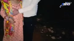 Afspelen De volledige expliciete ontmoeting van de hete Indiase Bhabhi Ashu - hardcore, cumshot, poesje neuken