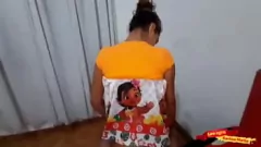 Reproduzir Adolescente brasileiro petite karina mello enlouquece para anal