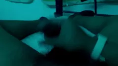 Reproduzir Masturbação amadora quente fantasiando sobre uma mulher madura