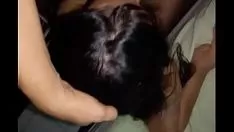 Играть Адриана сафадинья и собака рассматривают подарок очень понравился cuzinho 0002 de 6487