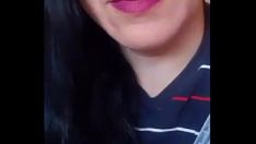Odtwórz Sonia pracuje dla mnie, nagrywając rozmowę wideo, zaklęcie jej ekonomia nie jest na miejscu